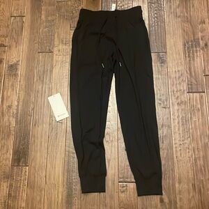 lululemon joggers